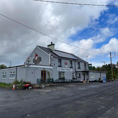 Prince Of Wales Inn Rhymney Exterior foto
